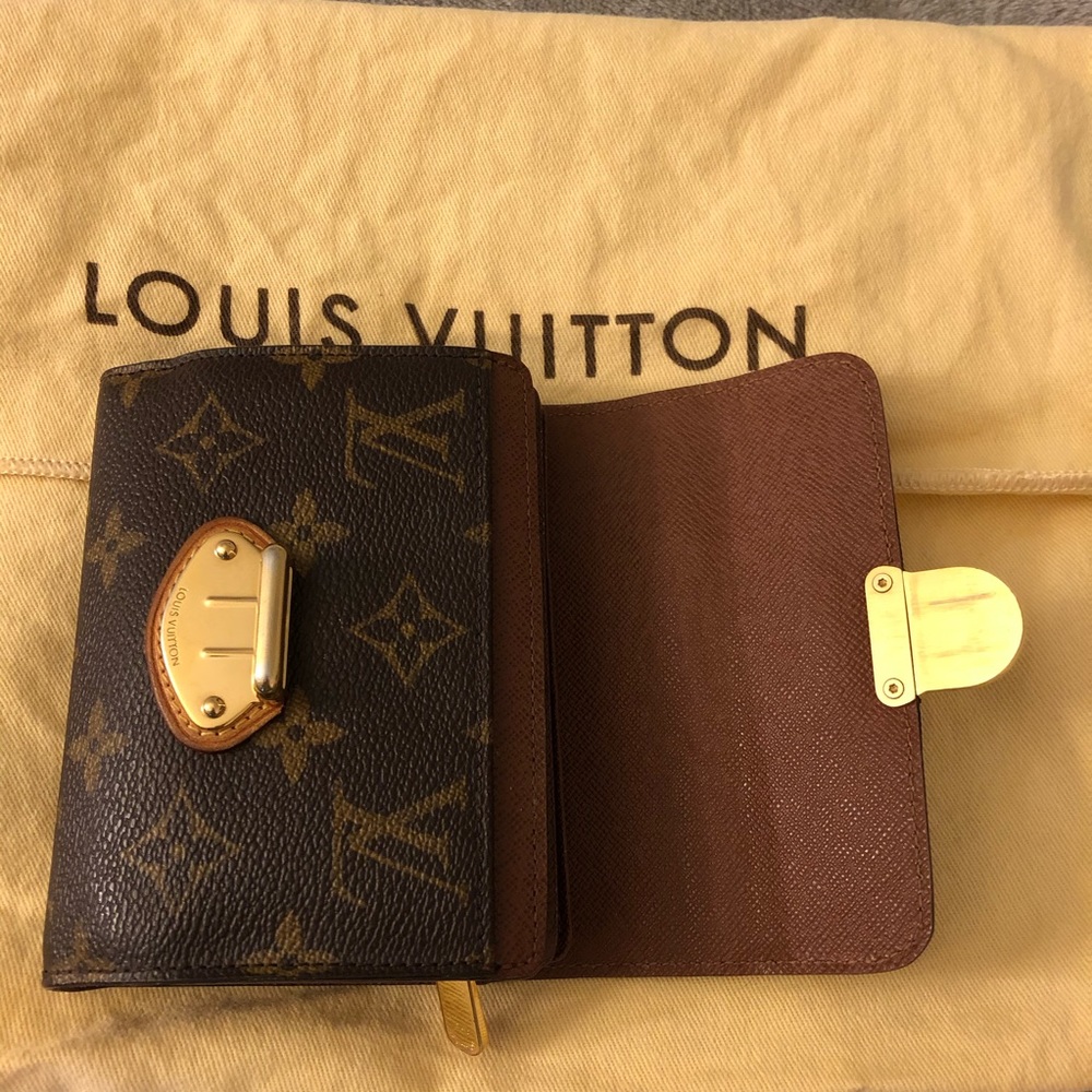 Wallet - Picture 5 of 5